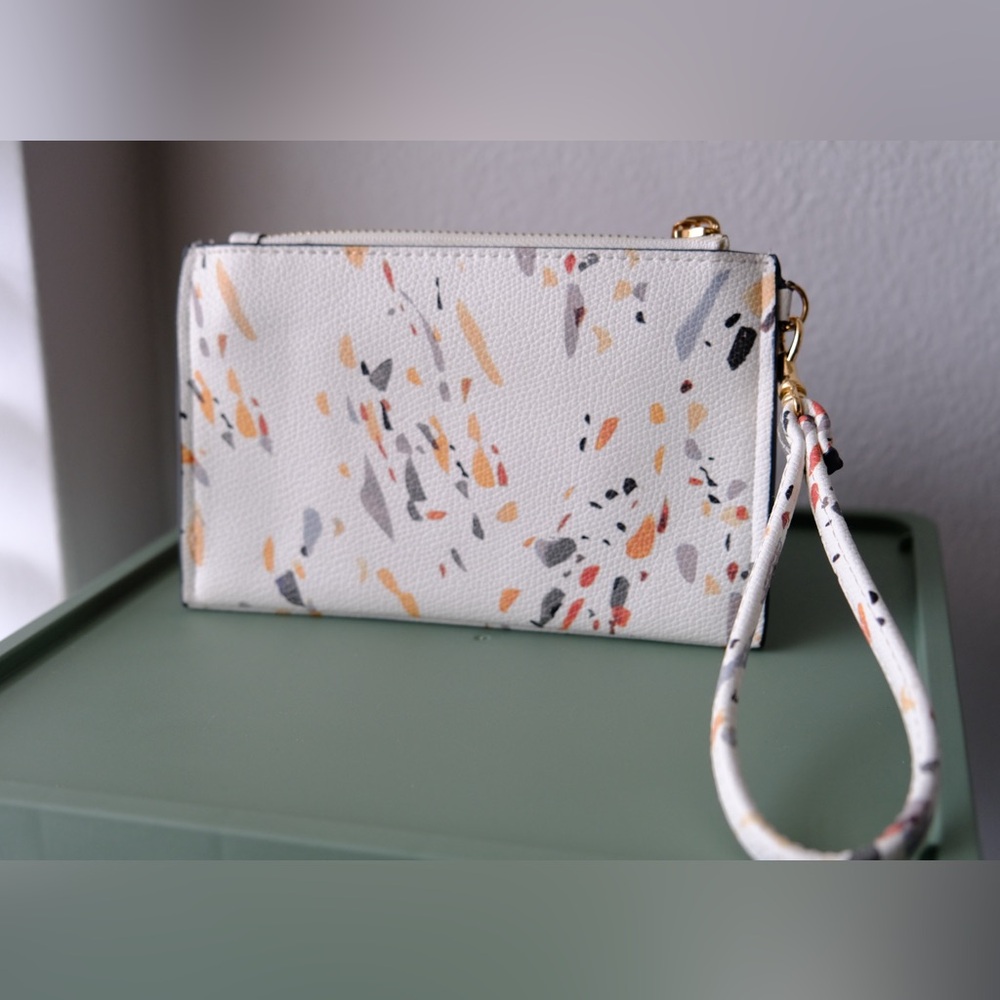Multicolor Wristlet - Picture 3 of 4